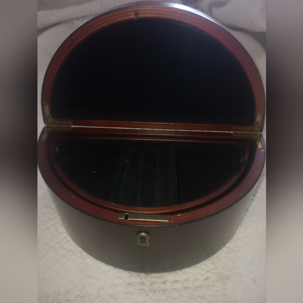 Vintage Bombay Jewelry Box